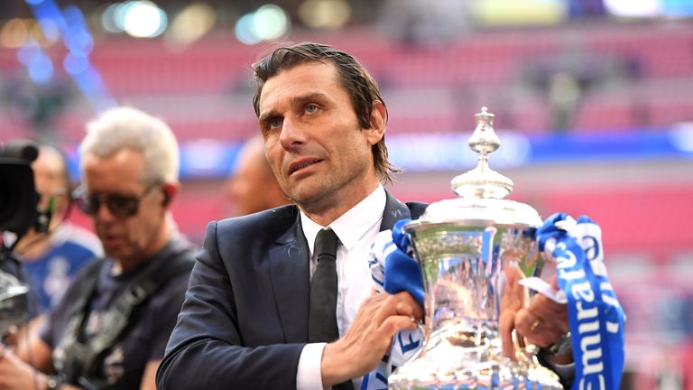 Antonio Conte poses with the FA Cup 