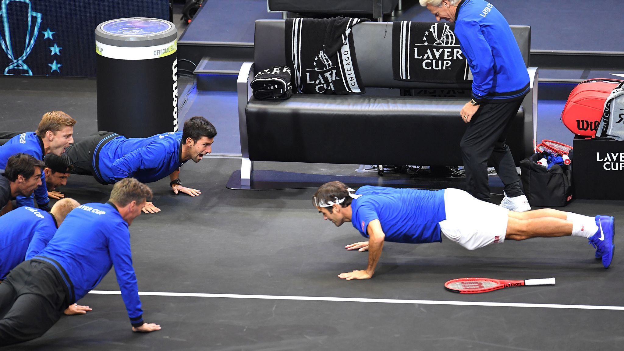 Team Europe Celebrate Roger Federer S Laver Cup Win Over John