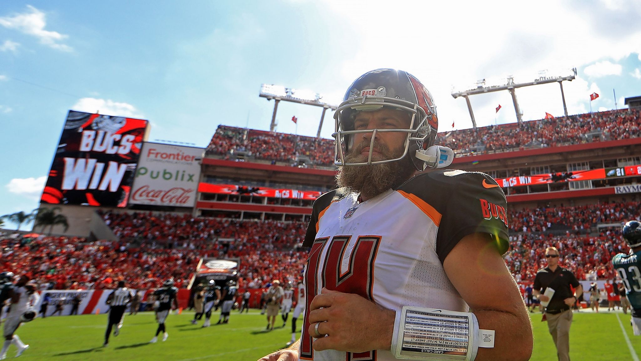 Jameis Winston Takes Over for Ryan Fitzpatrick for Bucs, Throws Immediate  Interception