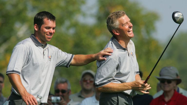 Montgomerie shares a lighter moment with Paul Casey in 2004