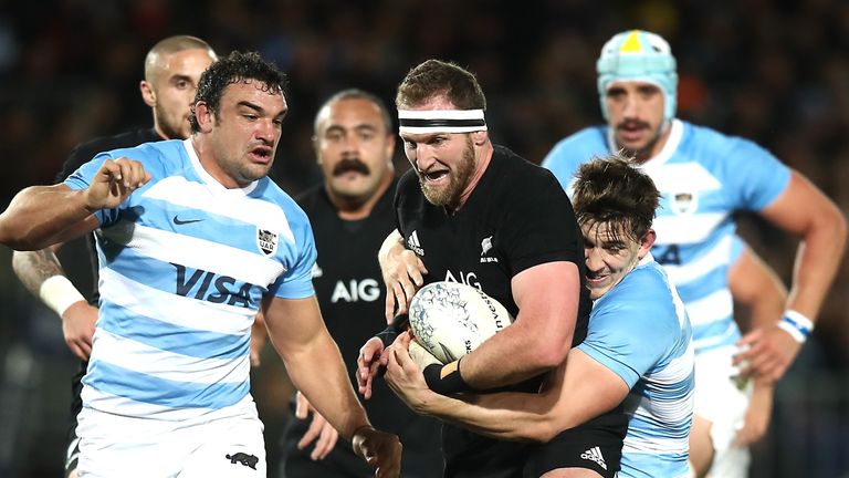 Kieran Read is swarmed by Argentina defenders