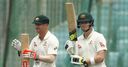 Smith, Warner meet with Australia team