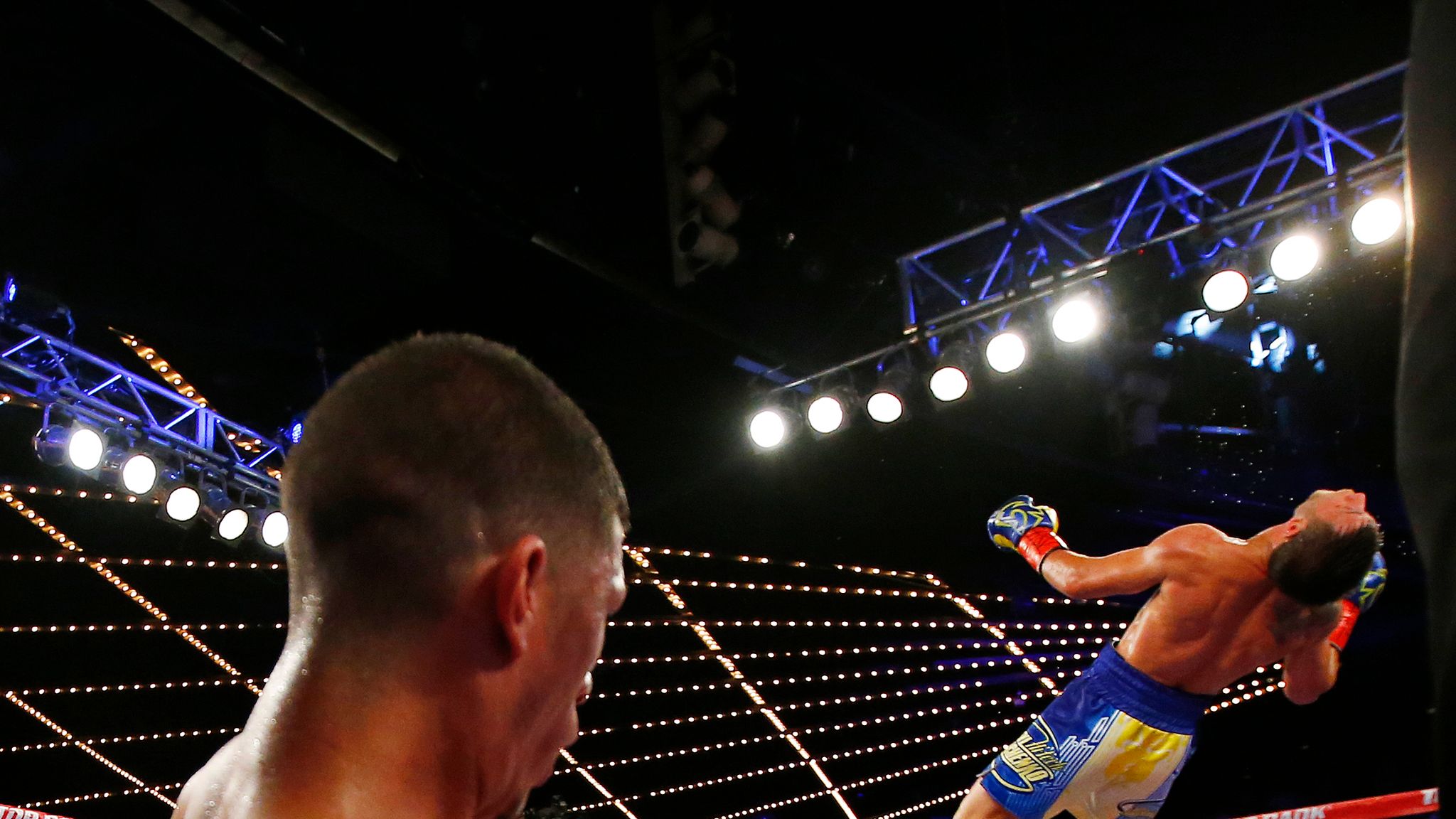 sky sports boxing live stream free online
