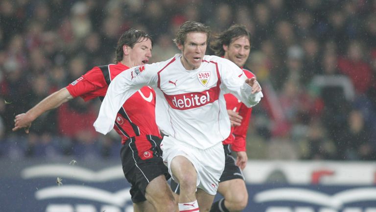 Stendel (left) asked former Hannover team-mate Thomas Christiansen (right) for advice on English football