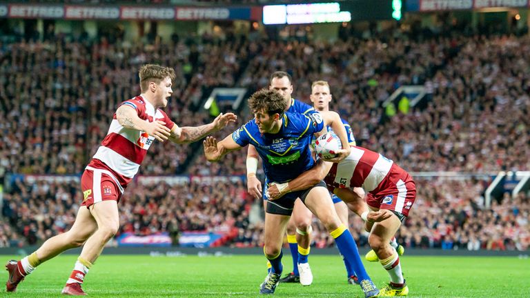 Stefan Ratchford tries to get through the stubborn Wigan defence