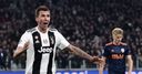 Mandzukic strike sends Juve through