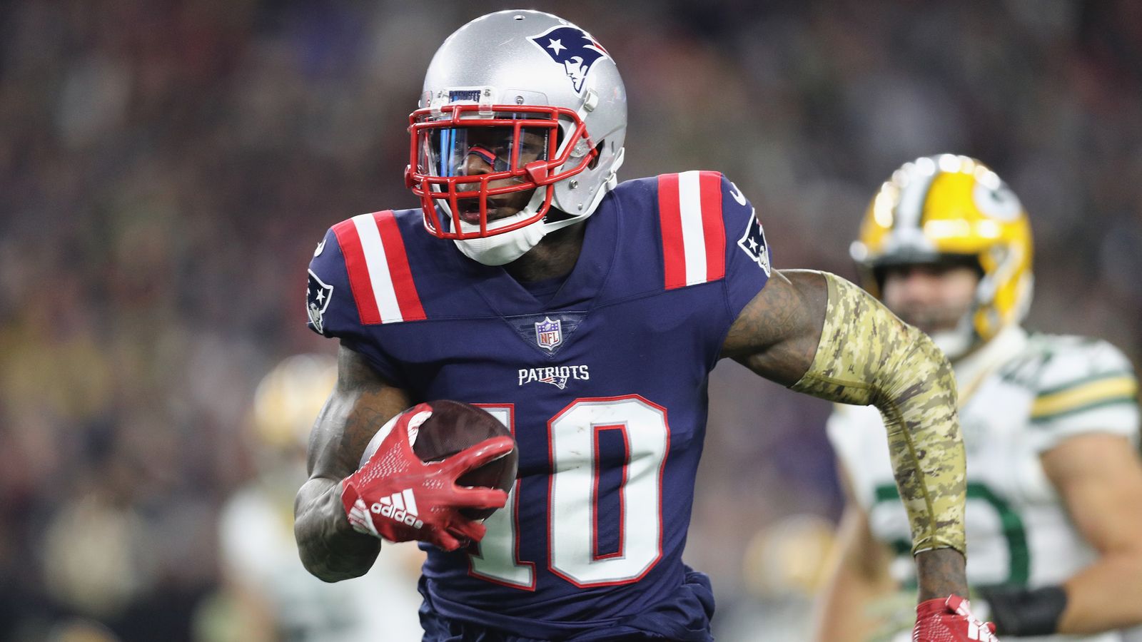 New England Patriots land Josh Gordon from Cleveland Browns in surprise  trade, NFL