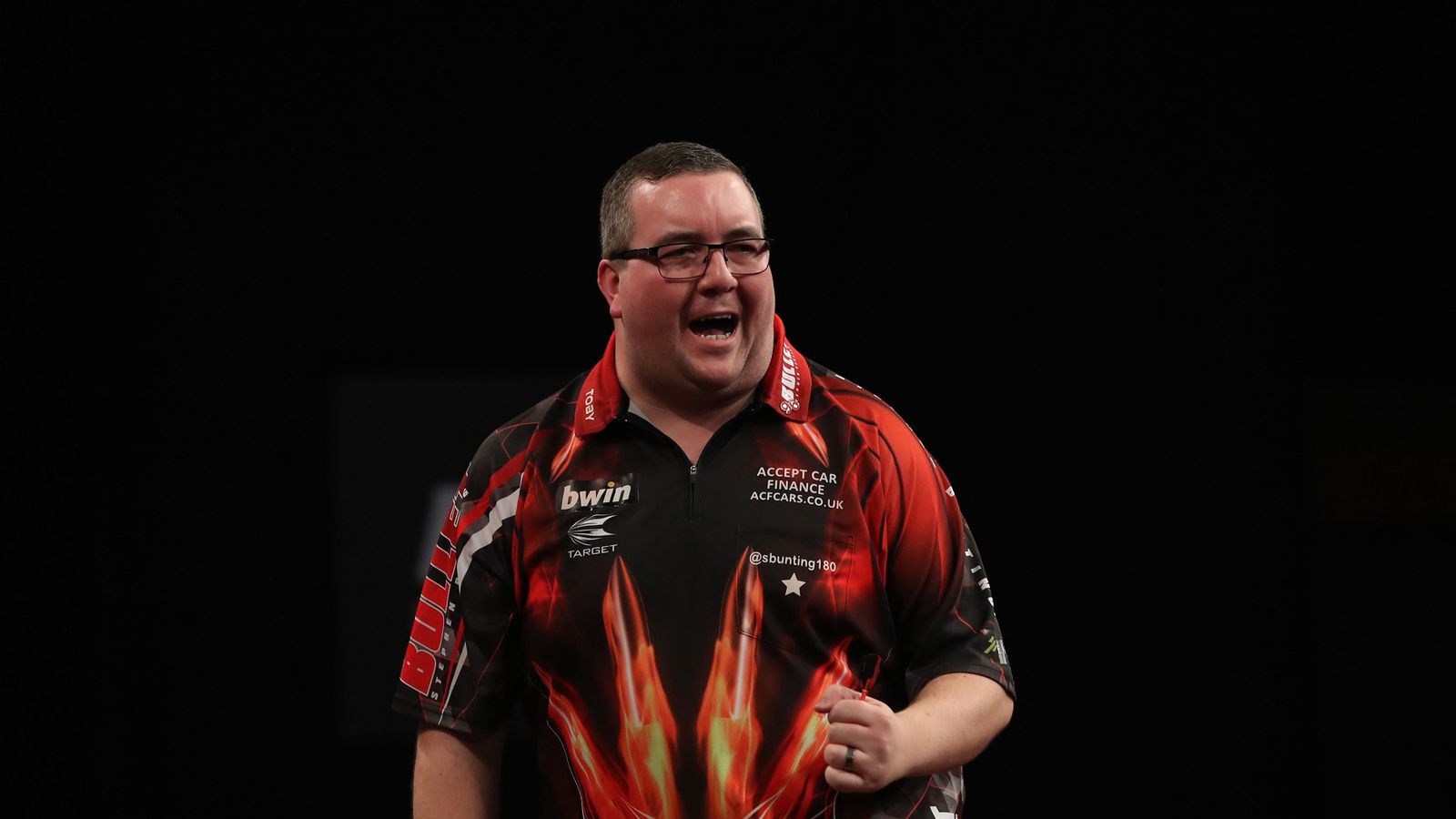 WATCH: Stephen Bunting's sublime 170 finish at the Grand Slam of Darts ...