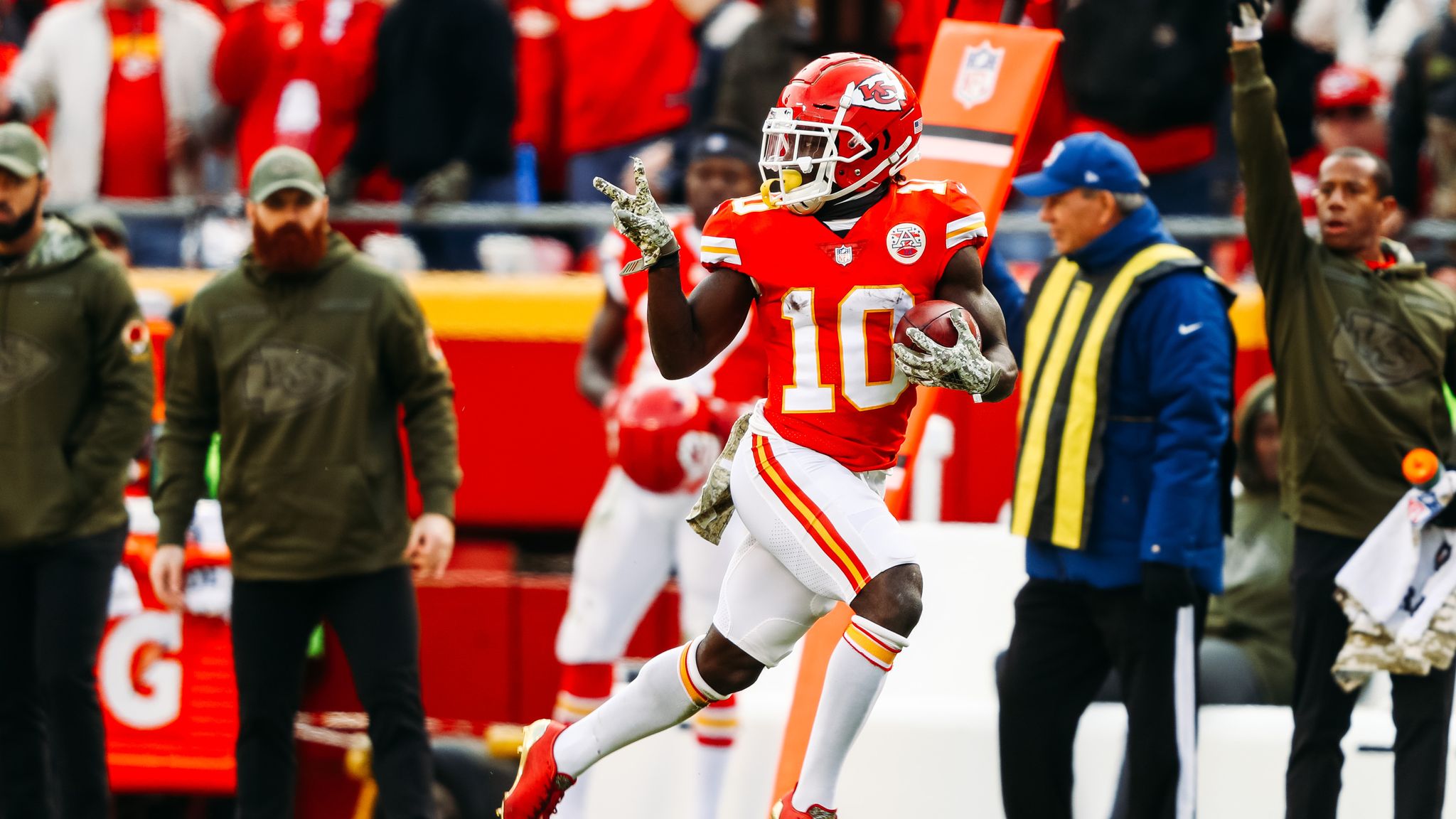 NFL Predictions Week Three: Dante Hall joins Neil Reynolds and Jeff  Reinebold to make their game picks, NFL News