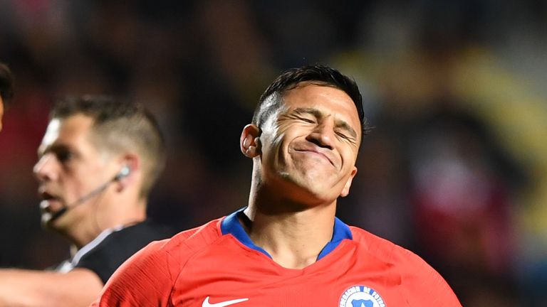 Sanchez shows his frustration