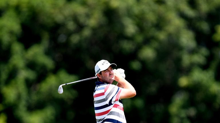 Marc Leishman is one shot behind Smith