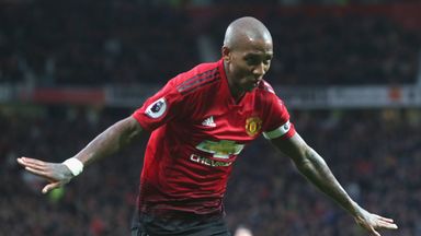 Ashley Young's new Manchester United deal takes him up to June 2020