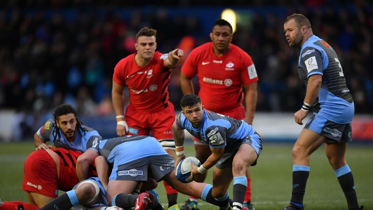 Lewis Jones passes the ball from the base of a ruck