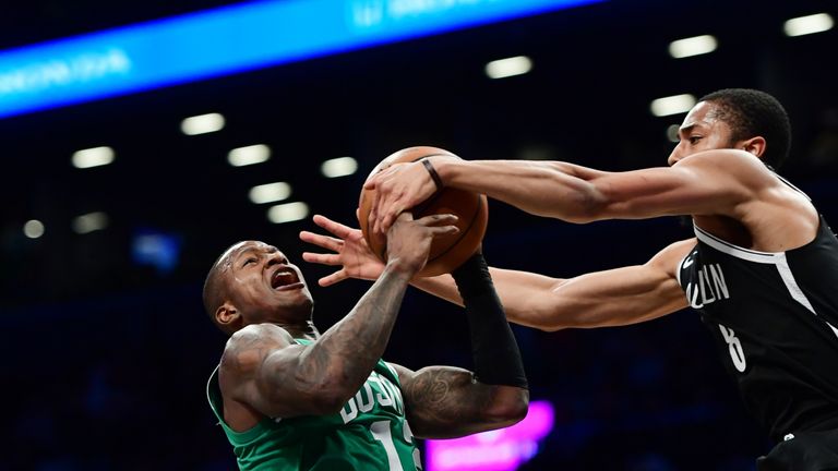Highlights of the Boston Celtics' trip to the Brooklyn Nets in Week 14 of the NBA.