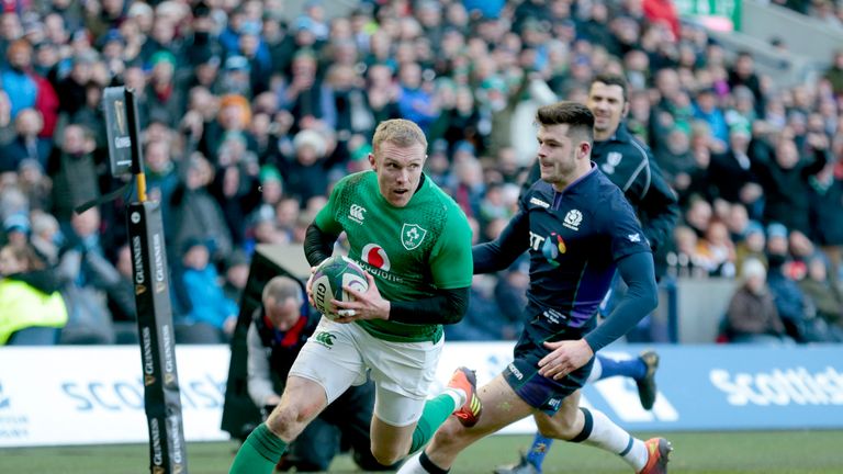 Keith Earls scored Ireland's vital third try in the second half