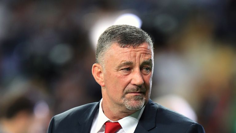 John Aldridge has urged Liverpool to relish the Premier League title race