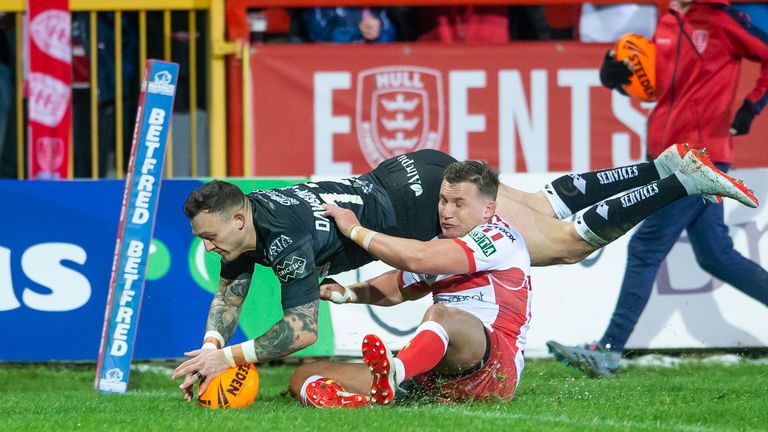 Josh Drinkwater can't prevent Hull FC's Matty Dawson-Jones scoring a try