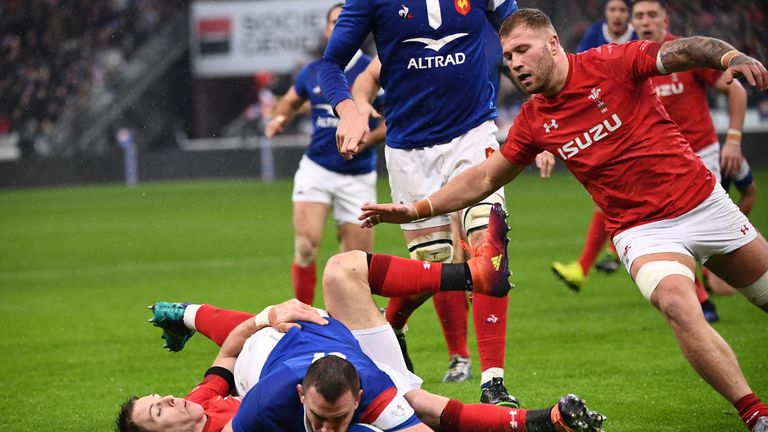Louis Picamoles scored France's first try