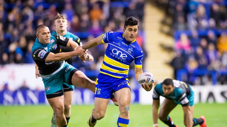 Highlights of Warrington Wolves' convincing win over Leeds Rhinos in their first outing of the 2019 Super League season.