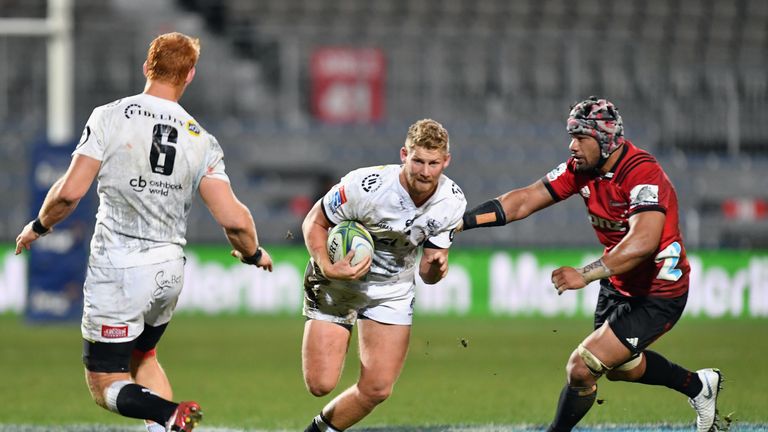 The Sharks' Robert du Preez makes a break during his side's play-off clash with the Crusaders in 2018