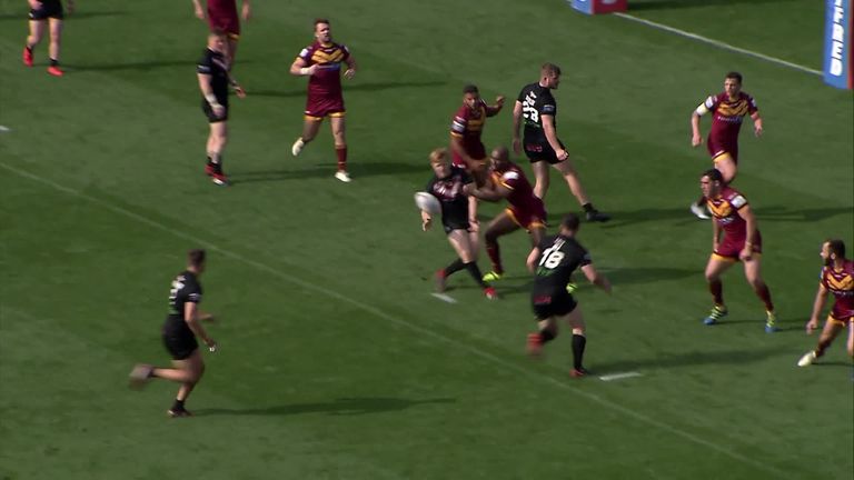 Highlights from the Betfred Super League clash between Huddersfield Giants and London Broncos