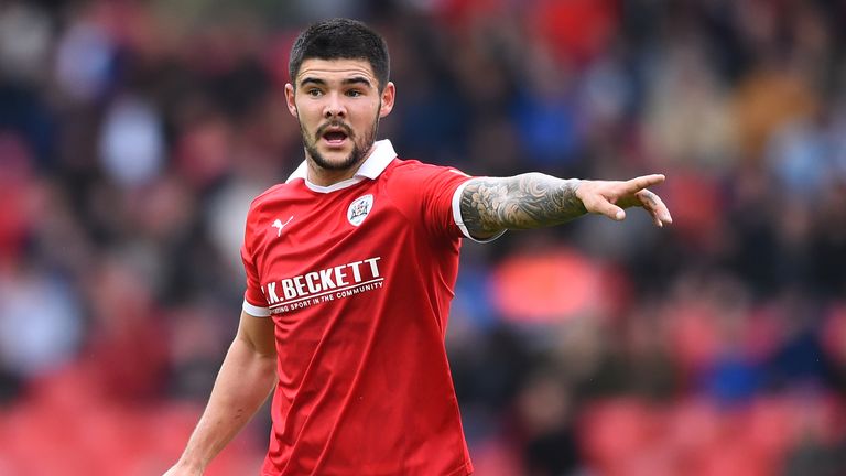 Alex Mowatt is one of five Barnsley players in the PFA League One Team of the Year