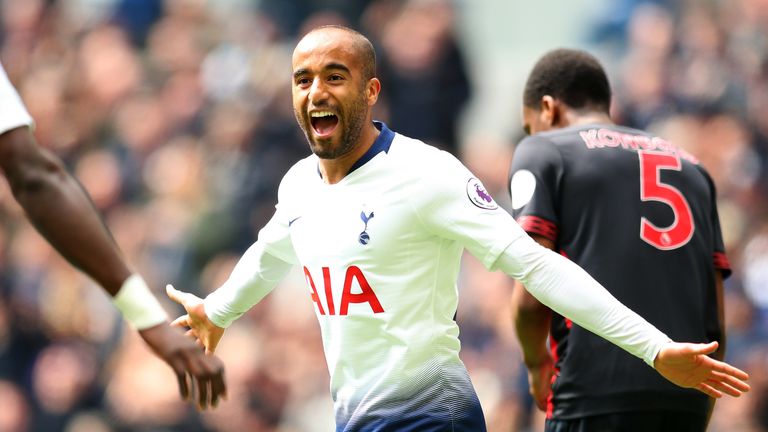 Lucas Moura celebrates the Spurs 2-0