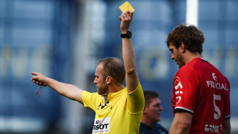 Richie Gray is shown a yellow card by referee Wayne Barnes