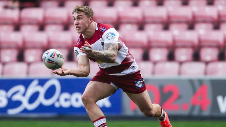 Sam Powell snatched victory for Wigan over Hull KR with a drop-goal