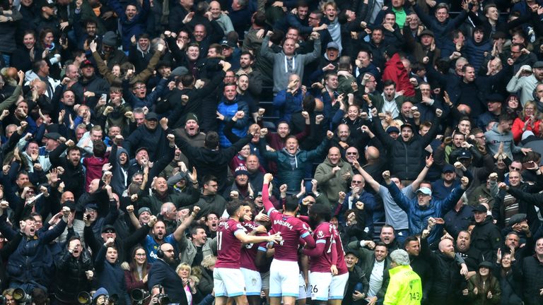     West Ham celebrates in front of his fans