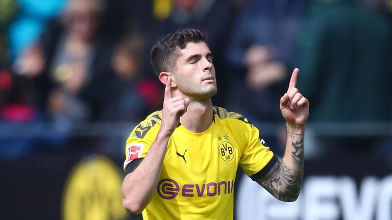 Pulisic expected to debut at Chelsea Friday, six months after signing Borussia Dortmund