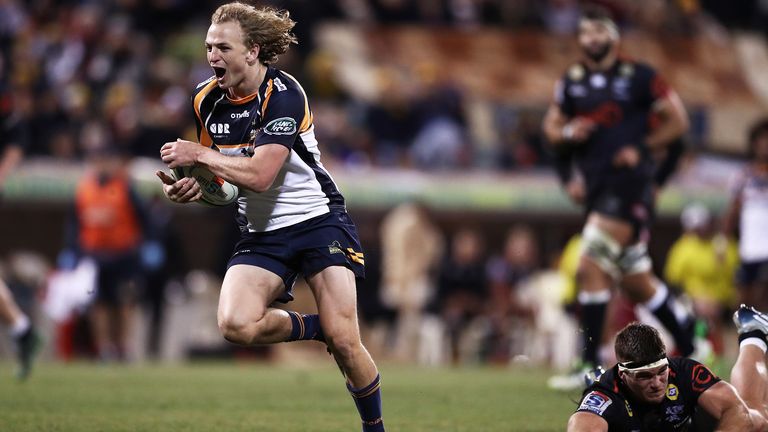 The Brumbies looked good as they beat the Sharks 38-13 in Canberra to seal a Super Rugby semi-final place.