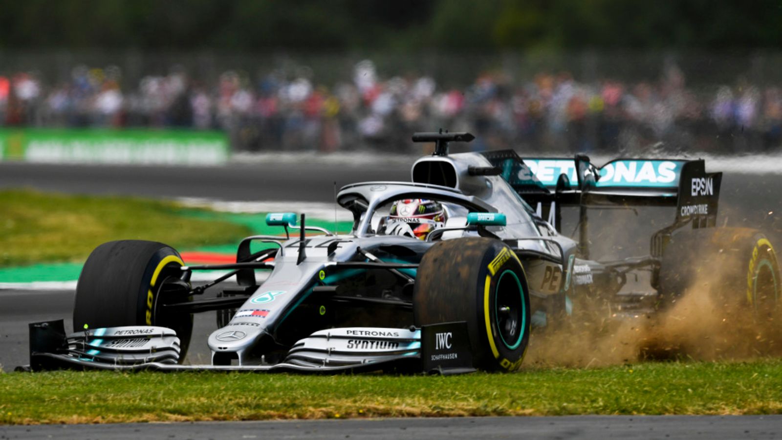 Lewis Hamilton and F1's big names not yet happy at British GP | F1 News