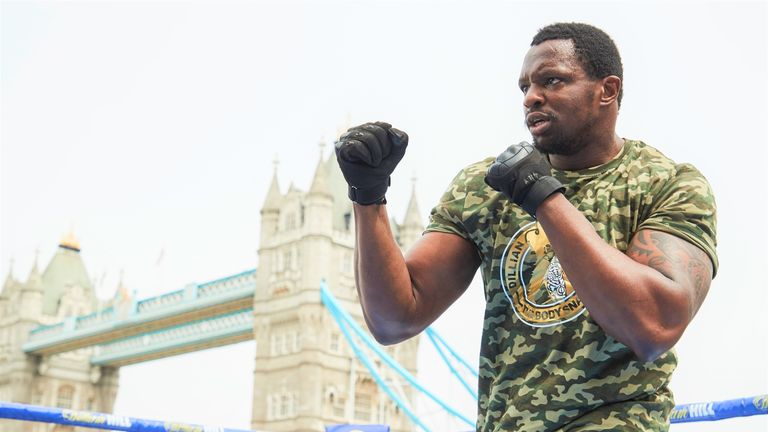 Dillian Whyte se ha estado preparando para el polaco Mariusz Wach