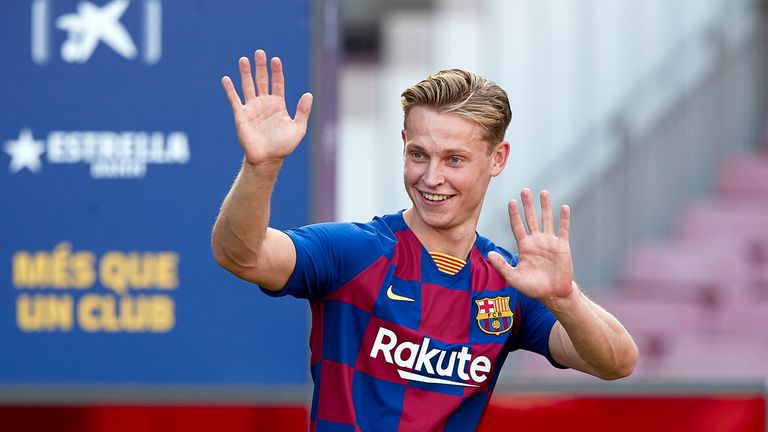 Frenkie de Jong se ha unido a Barcelona desde Ajax