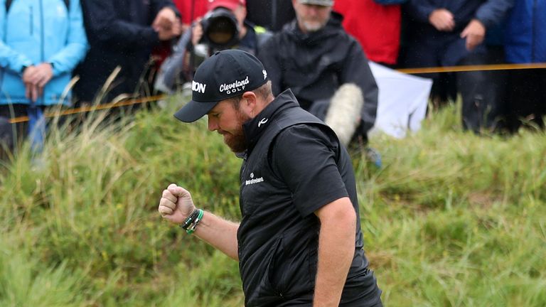 Lowry kept the pressure on his rivals by holing some crucial putts during the final round