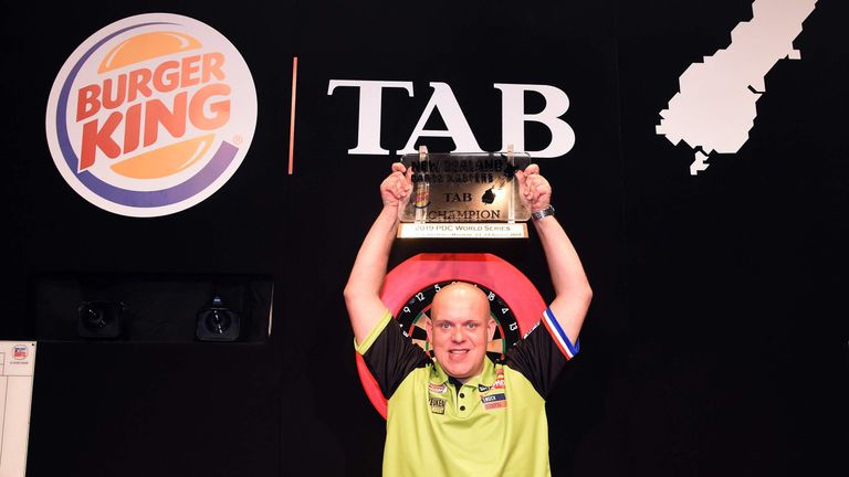 Michael van Gerwen claimed a second successive World Series title by winning the New Zealand Darts Masters
