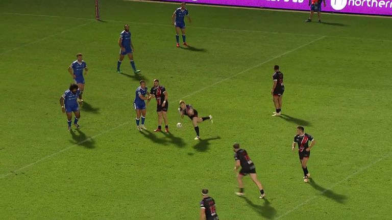 Highlights from a dramatic match at the AJ Bell where a Krisnan Inu drop goal in Golden Point earned Salford the victory