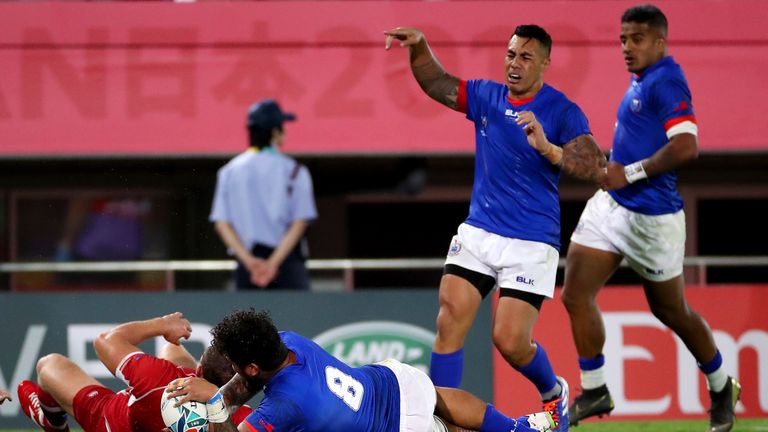 Afaesetiti Amosa scored early in the second half to put Samoa back in front 