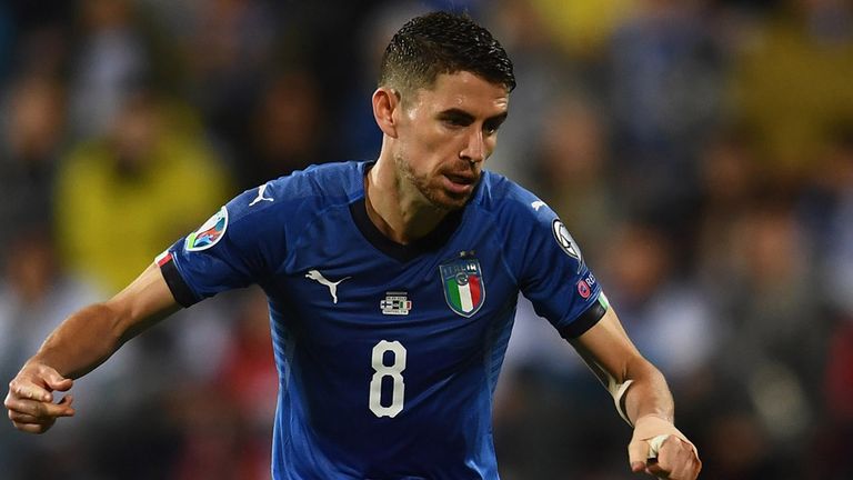 La penalización tardía de Jorginho conservó el comienzo perfecto de Italia para la clasificación Euro 2020
