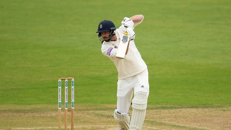 James Vince ha marcado su primer centenar de la temporada del Campeonato del Condado