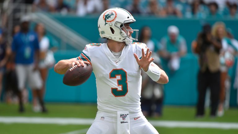 Josh Rosen asume el cargo de quarterback de los Miami Dolphins