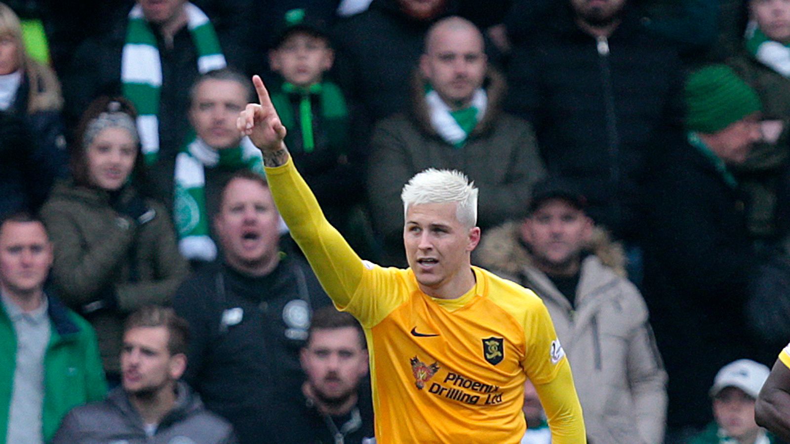 Livingston shock 10-man Celtic