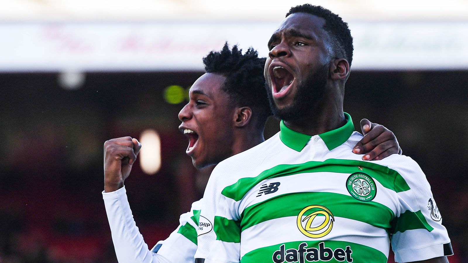 Leaders Celtic thrash Aberdeen