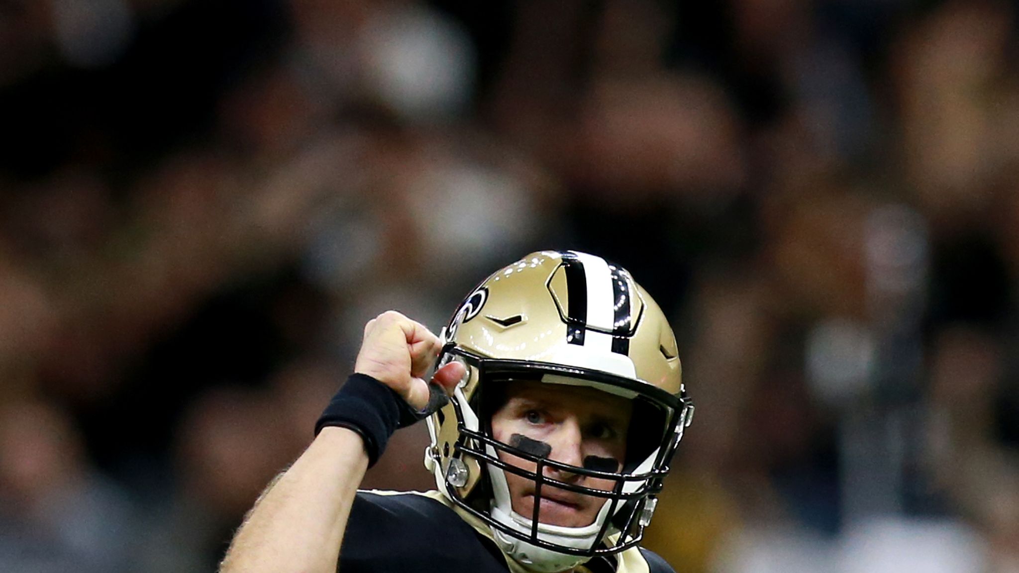 Drew Brees' fumble and a wild weekend of NFL broadcasting