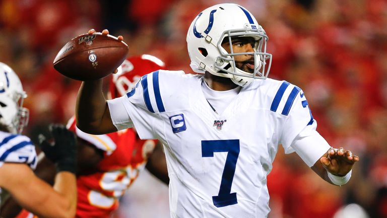 Jacoby Brissett anotó el único touchdown del juego en el suelo, mientras lanzaba para 151 yardas