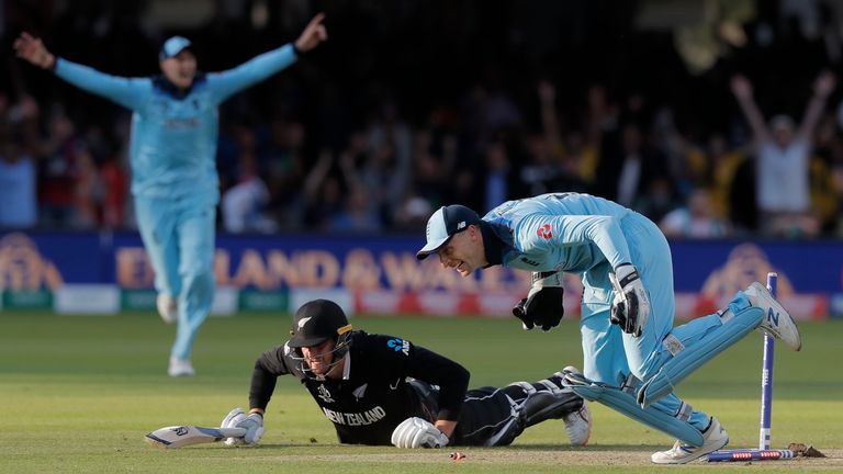 Buttler se quedó sin Martin Guptill de la bola final del super para dar la victoria de Inglaterra en la final de la Copa del Mundo de julio