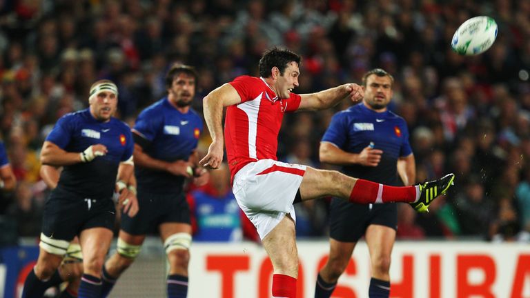 Stephen Jones' conversion hit the post as 14-man Wales lost narrowly