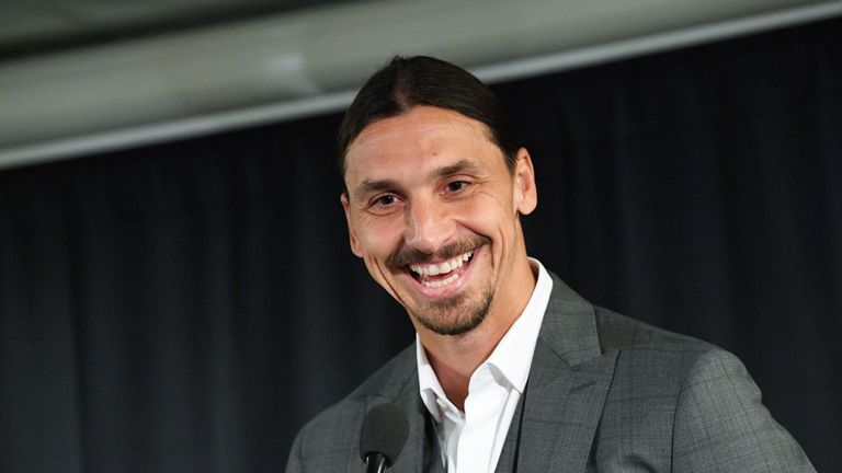   Zlatan Ibrahimovic se ha unido al AC Milan