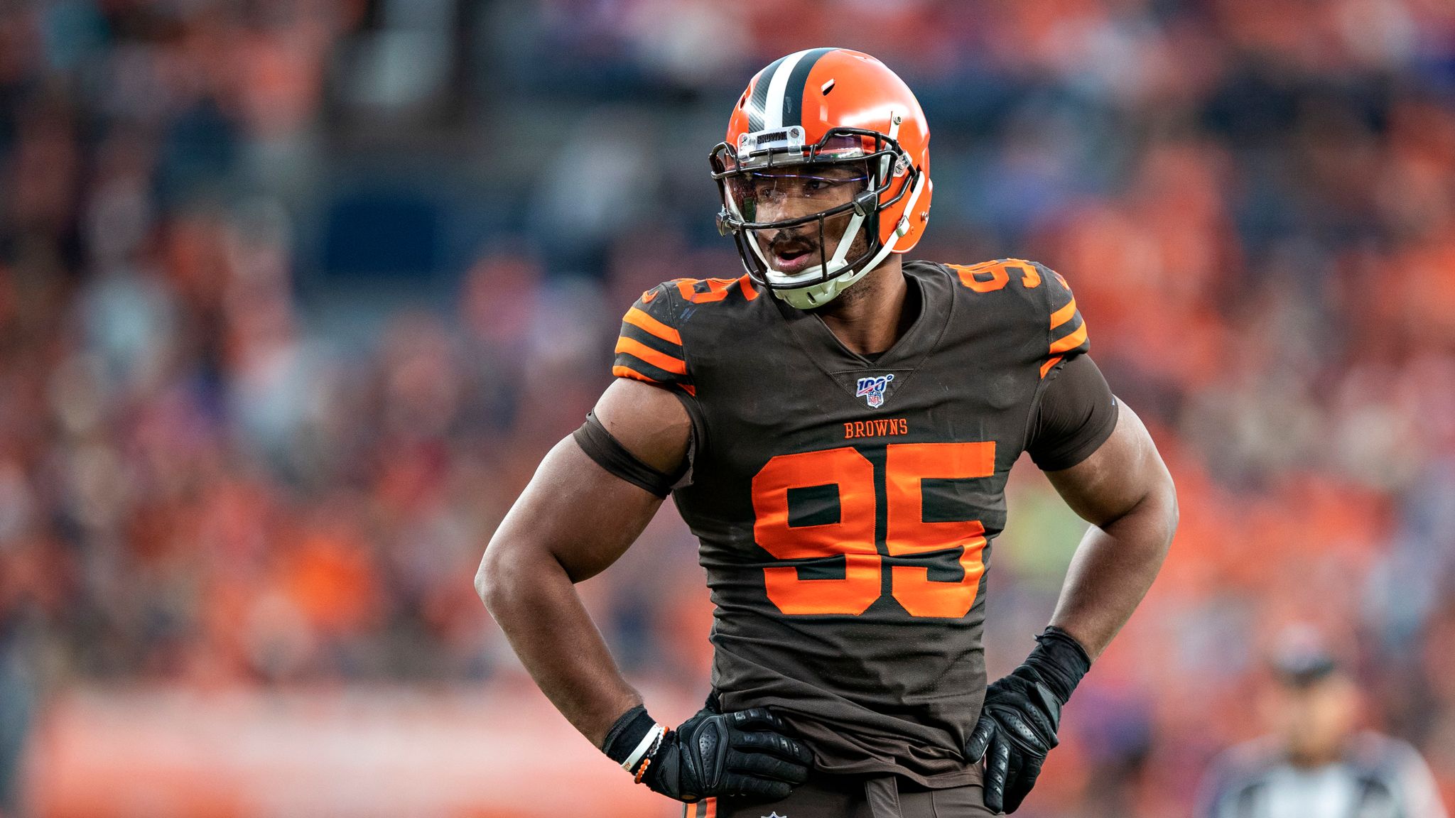 Cleveland Browns defensive end Myles Garrett (95) pursues a play on defense  against the New England Patriots during an NFL football game in Cleveland,  Sunday, Oct. 16, 2022, (AP Photo/Rick Osentoski Stock